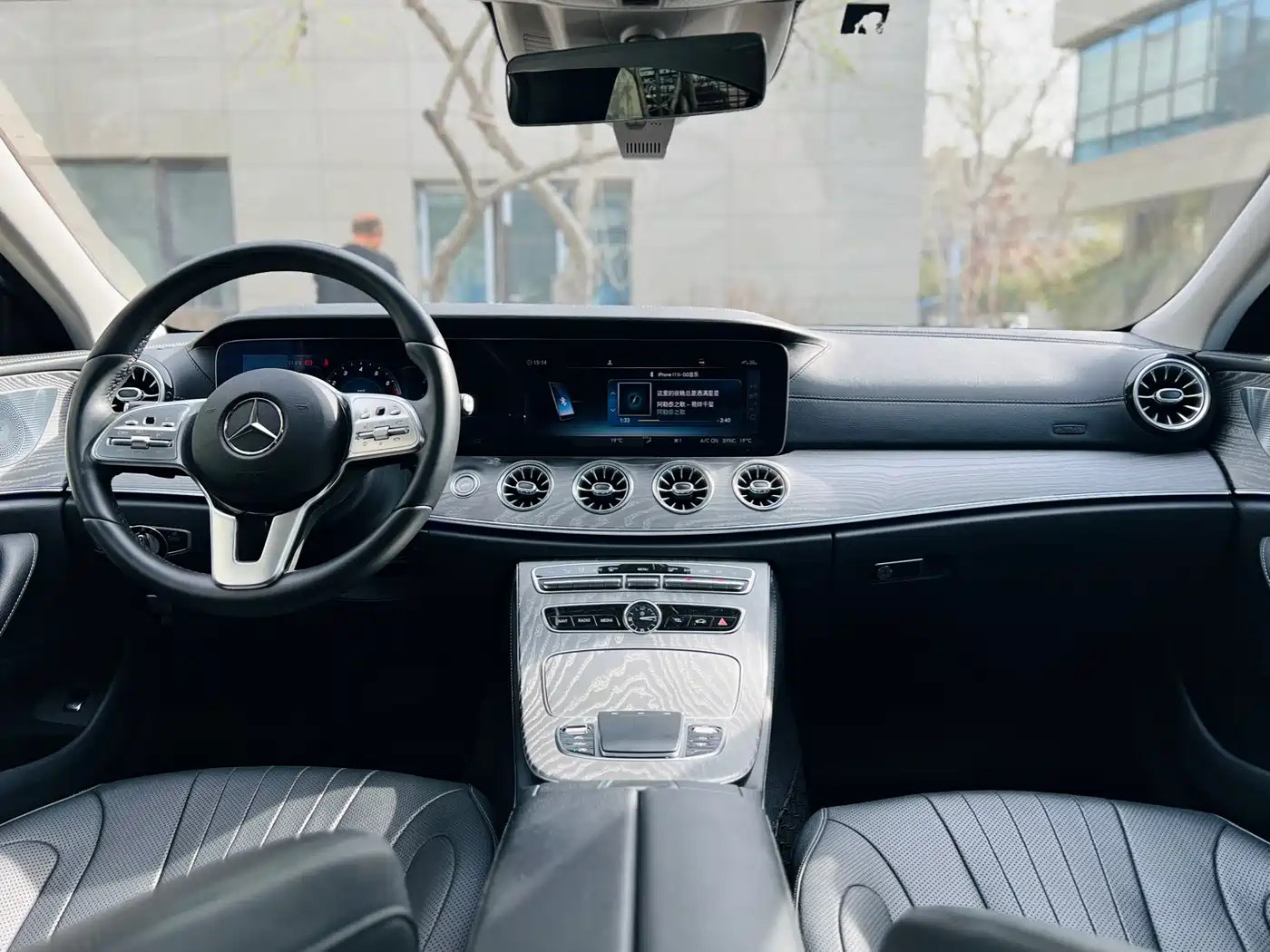 Mercedes-Benz CLS 2018 CLS 300 Luxury фото 10