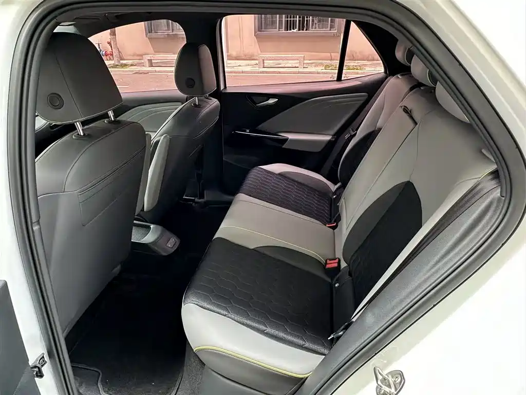 Volkswagen ID.3 2024 Ultimate Intelligence Edition фото 16
