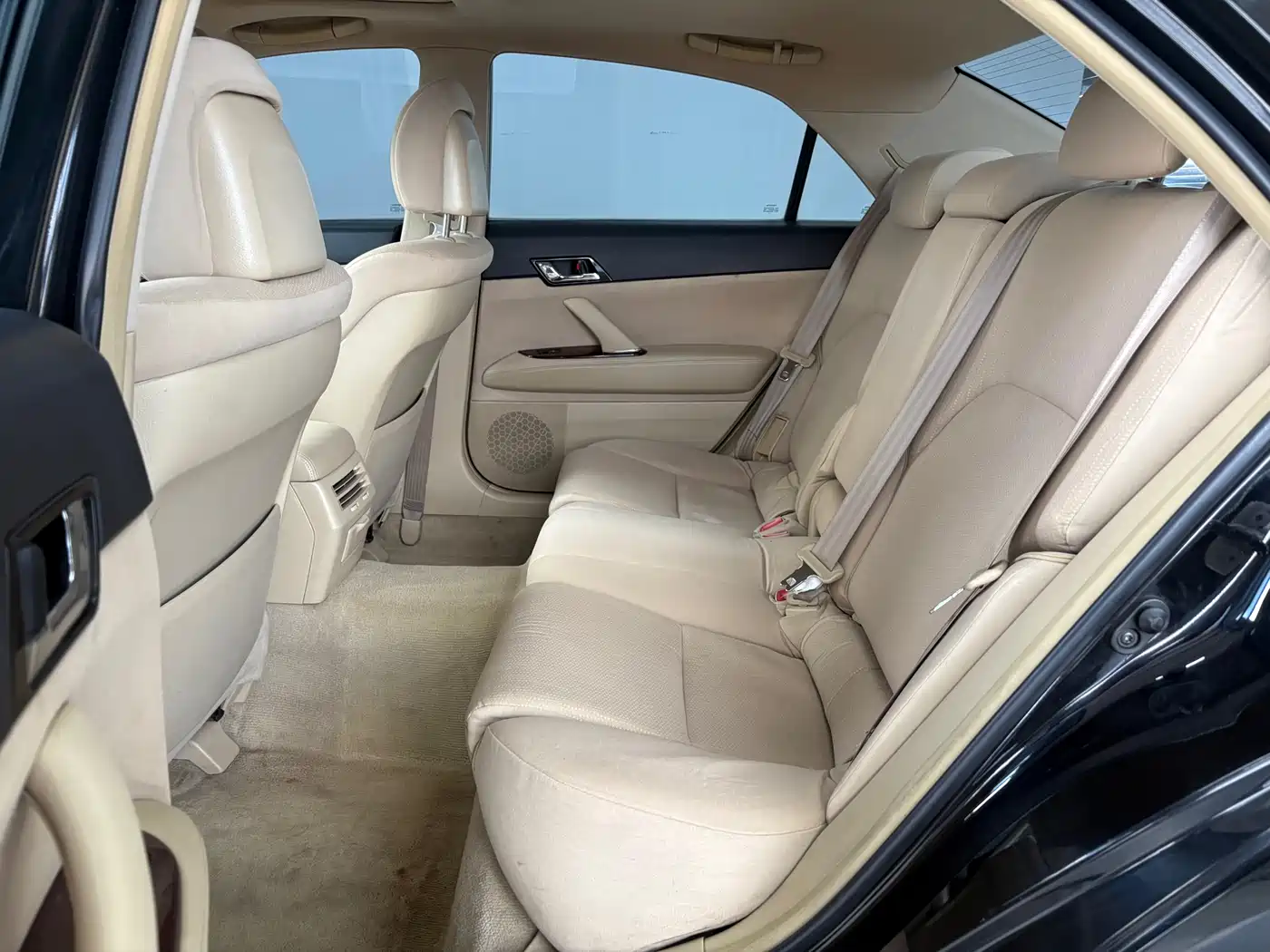 Toyota Reiz 2008 2.5S Special Commemorative Edition фото 11