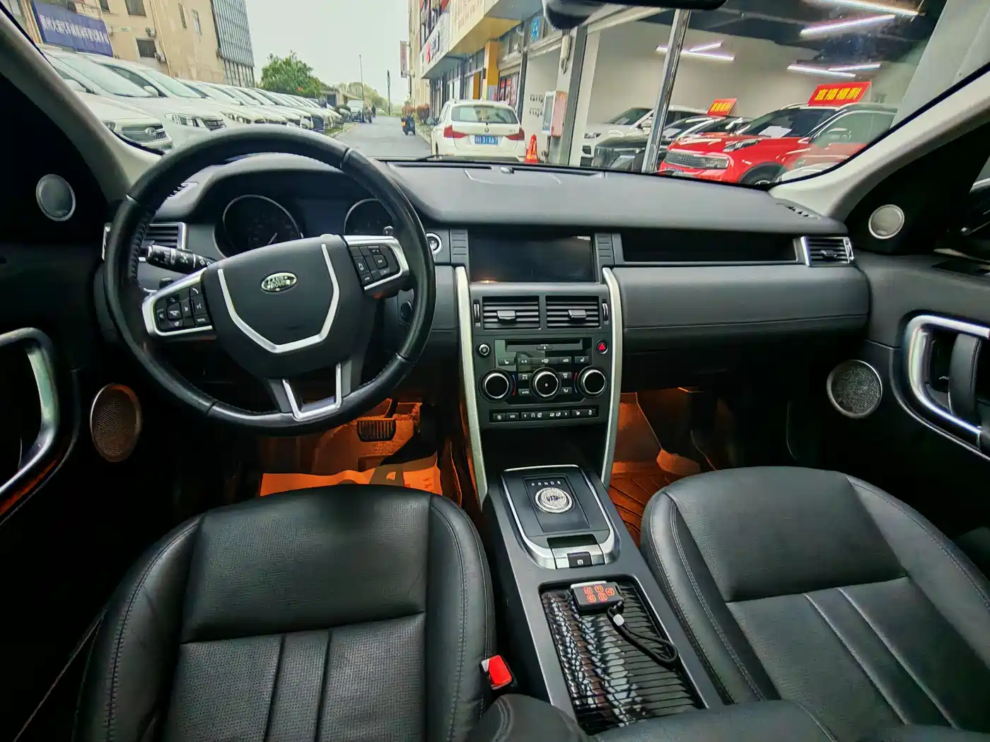 Land Rover Discovery Sport 2019 240PS HSE Edition China V фото 6