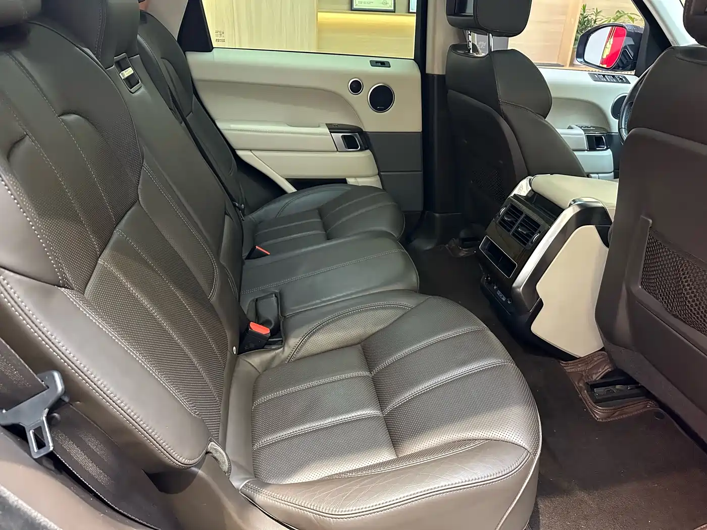 Land Rover Range Rover Sport 2017 3.0 SC V6 HSE фото 24