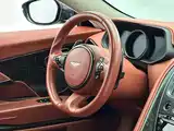 Фото 16 - Aston Martin DB11