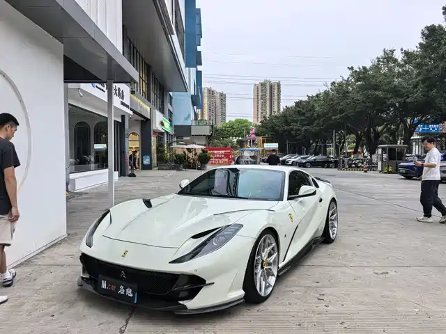  Ferrari Ferrari 812 2017 6.5L Superfast