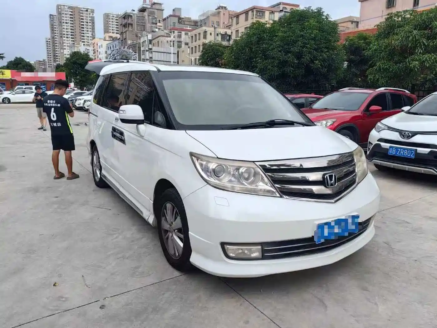 Honda Elysion 2013 2012 2.4L VTi Luxury Edition