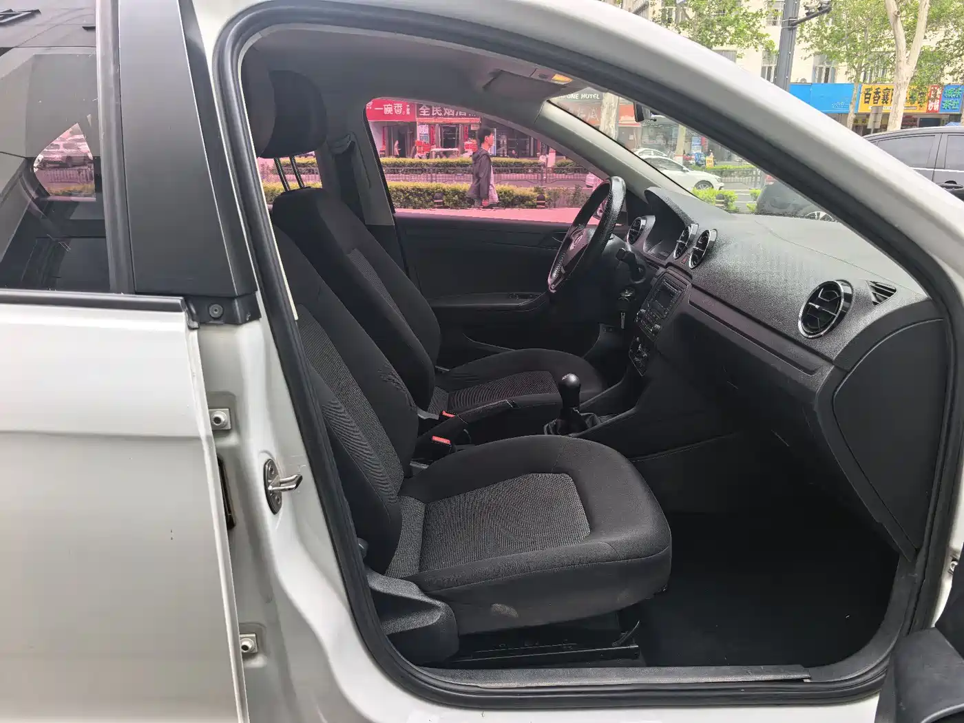 Volkswagen Jetta 2017 1.4L Manual Fashion фото 11