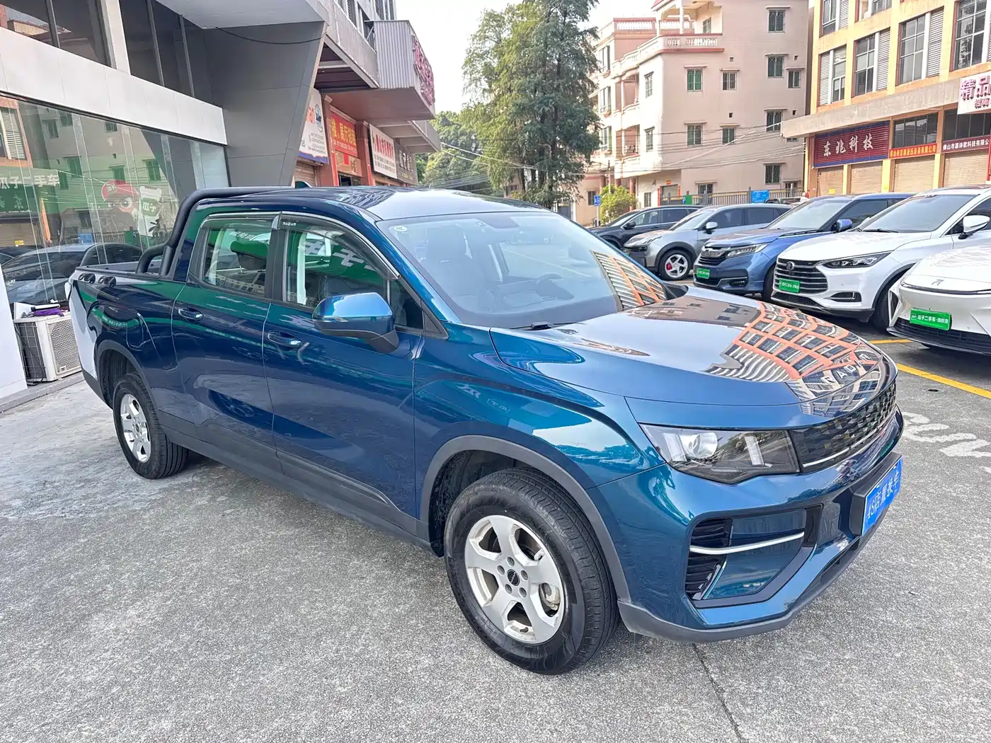 Geely Radar Radar King Kong 2025 2025 EM-P 4WD Long Bed Thousand-Mile King Kong