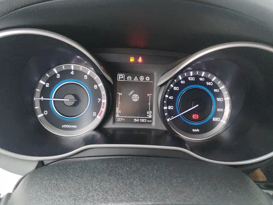 Фото 14 - Changan Eado