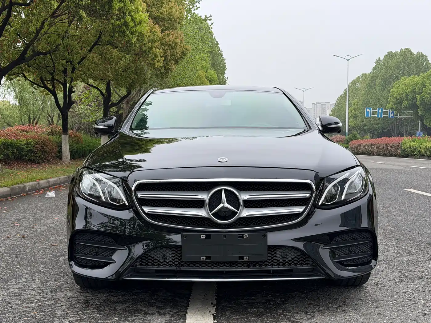 Mercedes-Benz E-Class 2019 E 200 L Sport фото 2