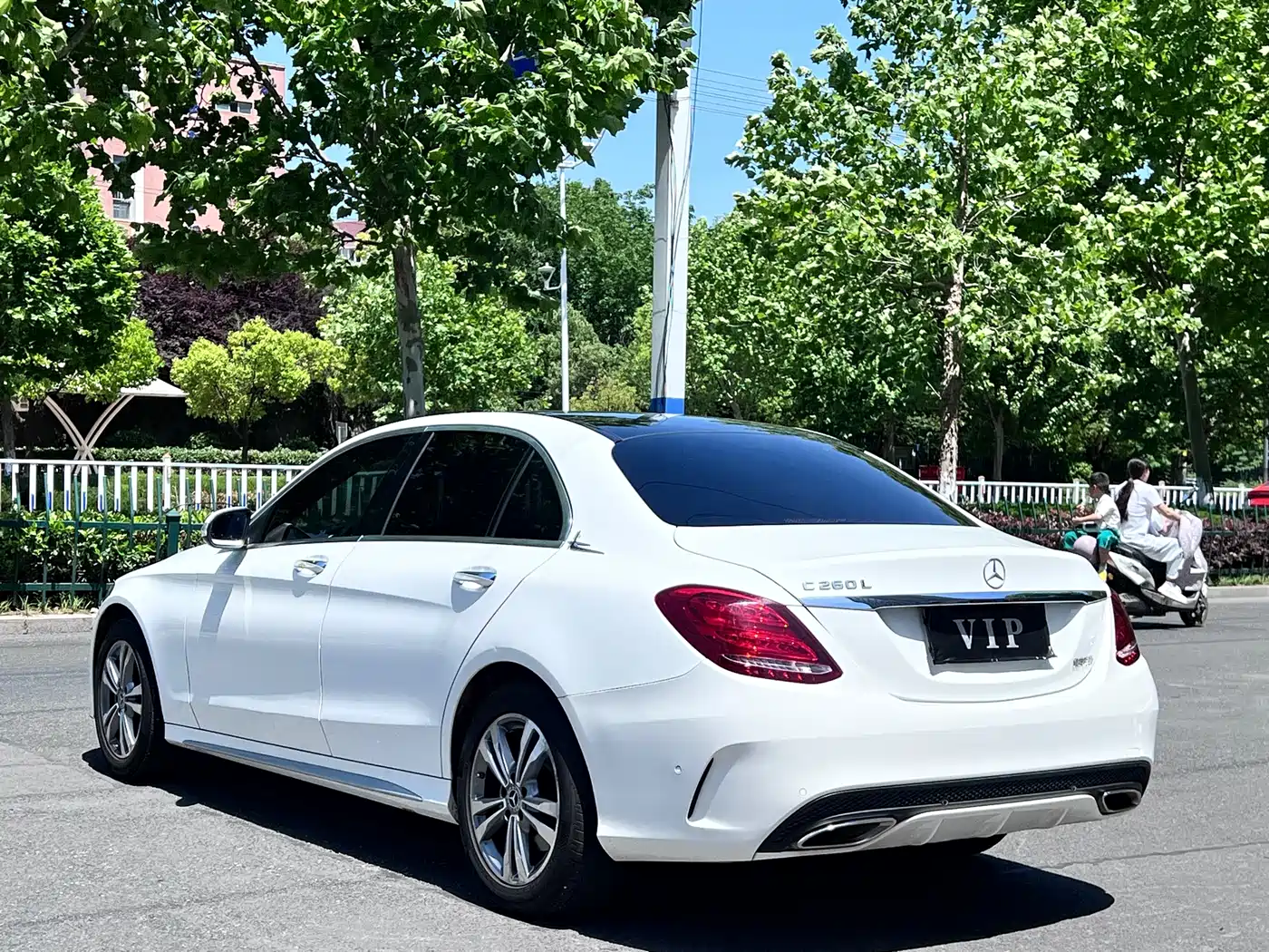 Mercedes-Benz C-Class 2018 C 200 L Sport Edition фото 5