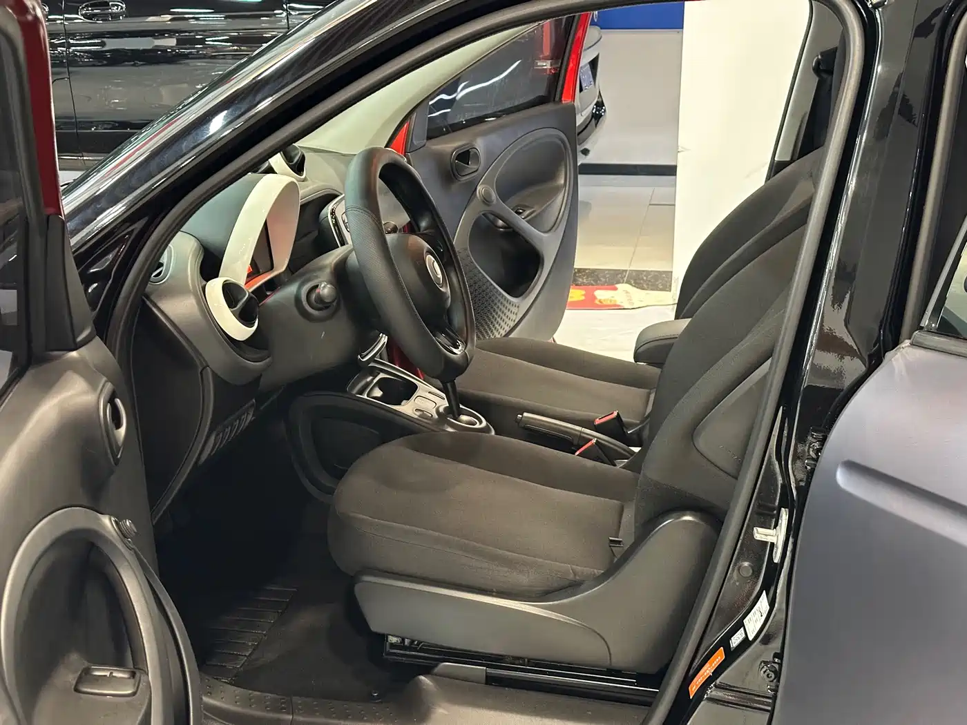 smart forfour 2018 2018 1.0L 52kW Agile Edition