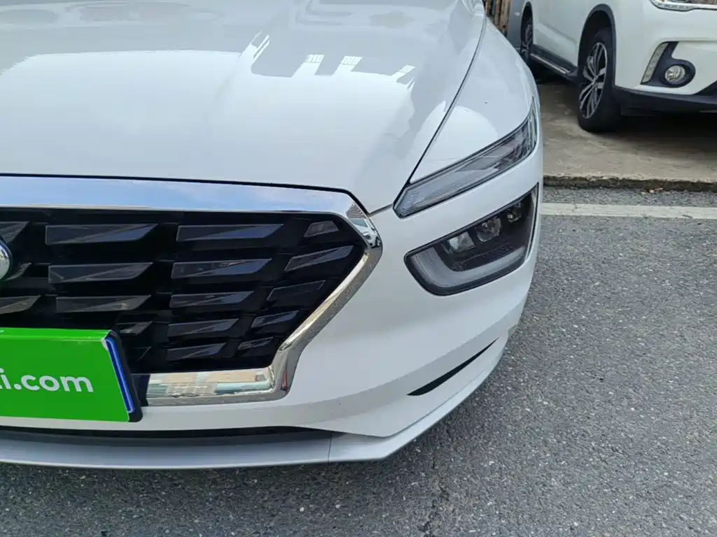 Hyundai Mistra 2021 2021 1.8L CVT GLX Elite