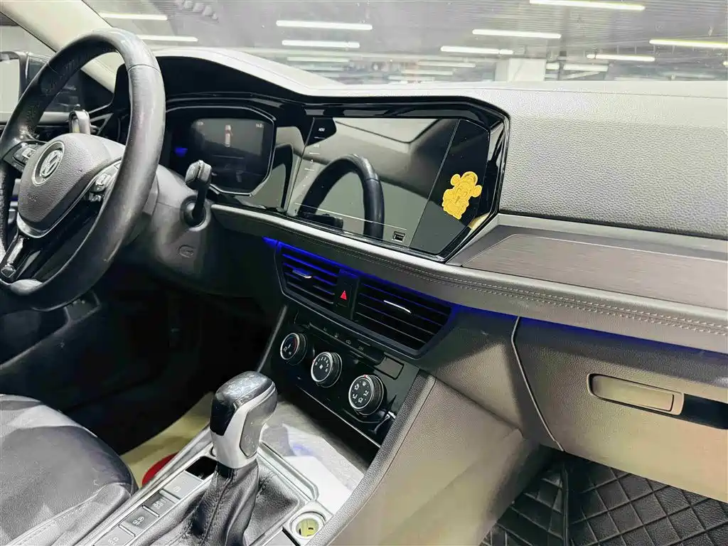 Volkswagen Sagitar 2021 280TSI DSG 30th Anniversary Edition фото 26