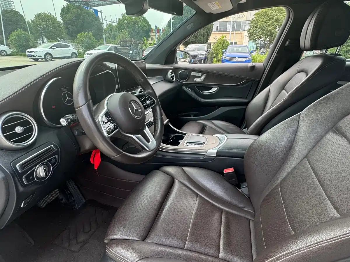 Mercedes-Benz GLC 2020 GLC 300 L 4MATIC Dynamic фото 4