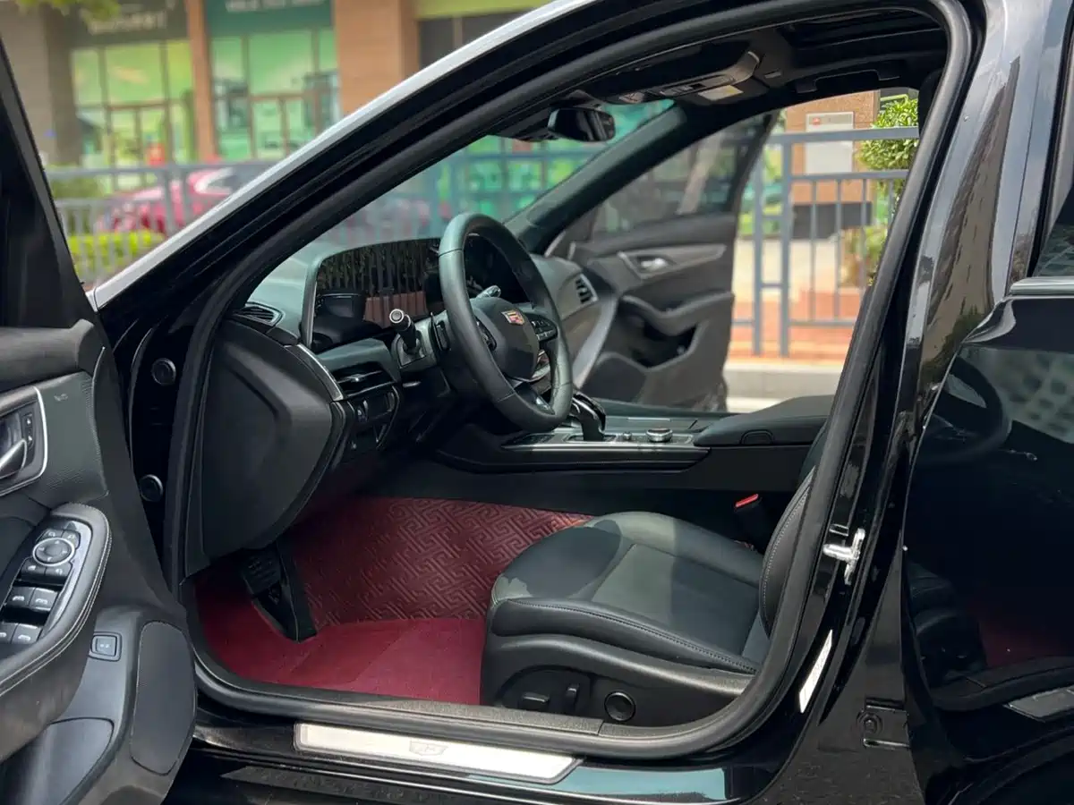 Cadillac CT5 2024 28T Luxury Model Pro фото 7