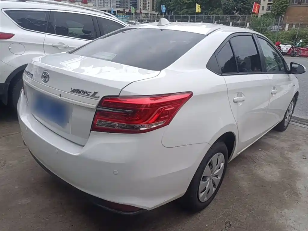 Toyota YARiS L Zhi Xiang 2017 1.5E CVT Charming Edition фото 7