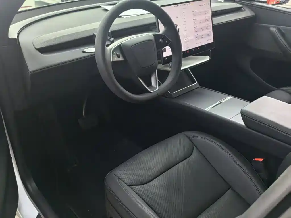 Tesla Model Y 2026 2026 Rear-Wheel Drive