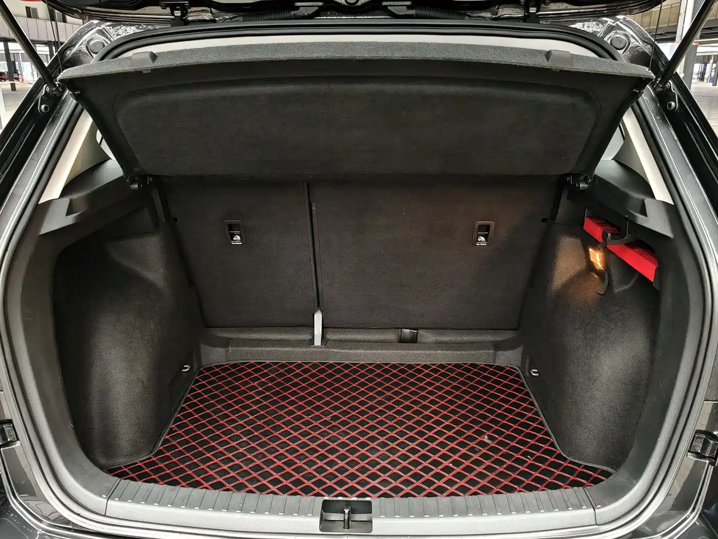 Volkswagen Tharu 2023 300TSI 2WD Full Moon Edition фото 20