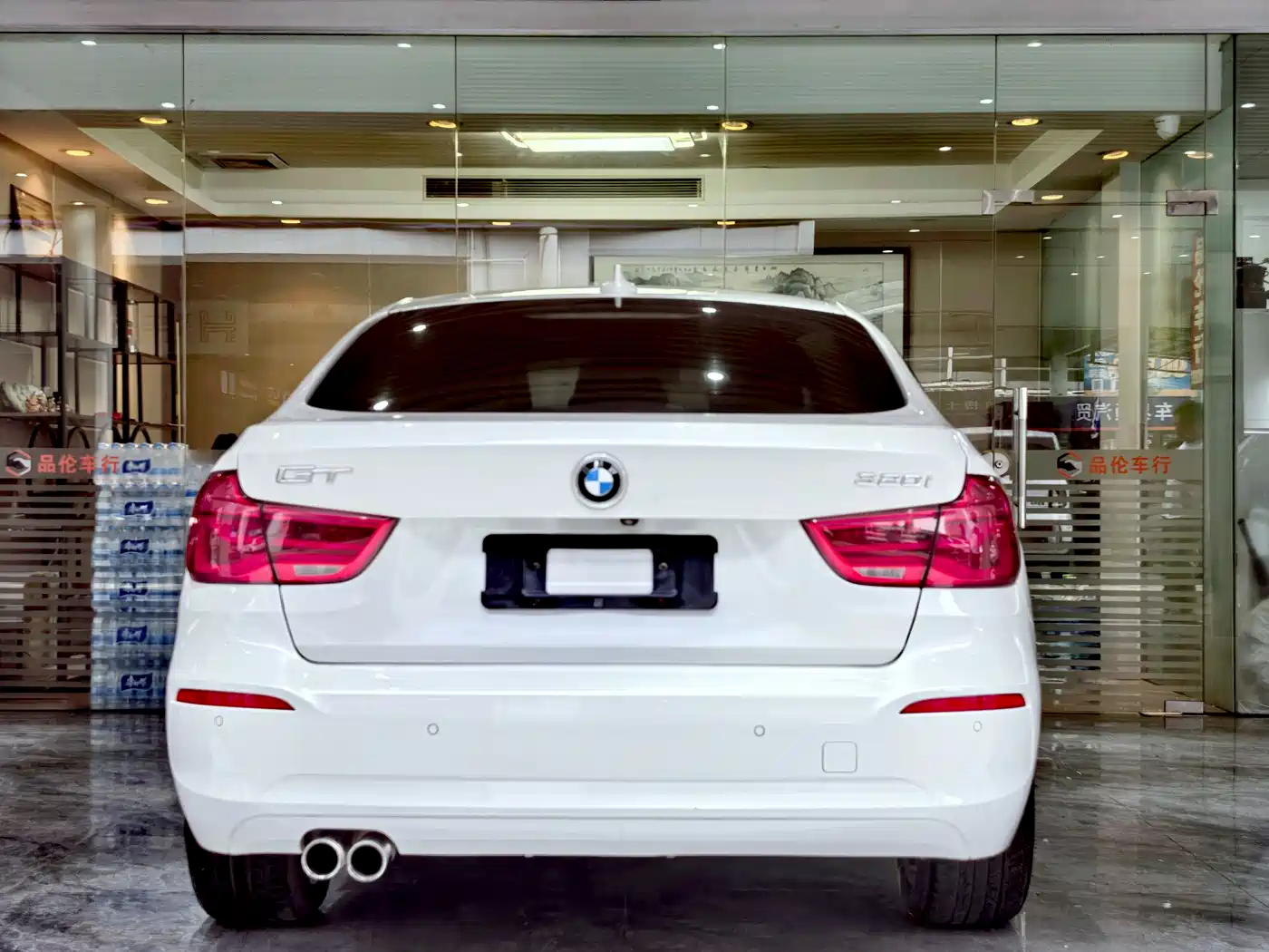 BMW 3 Series GT 2019 320i Fashion Model фото 19