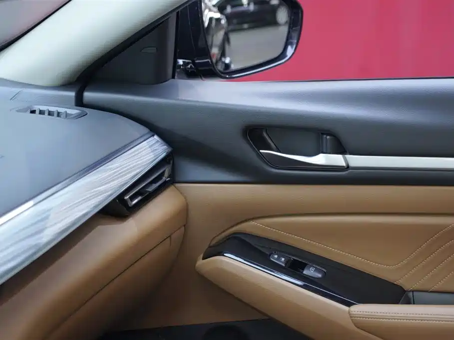 Nissan Teana 2022 2.0T XV Premium Edition фото 20