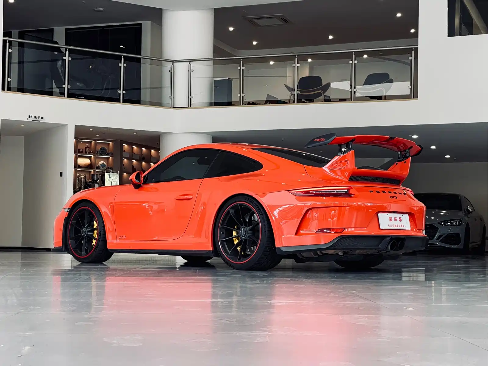 Photo 3 - Porsche 911
