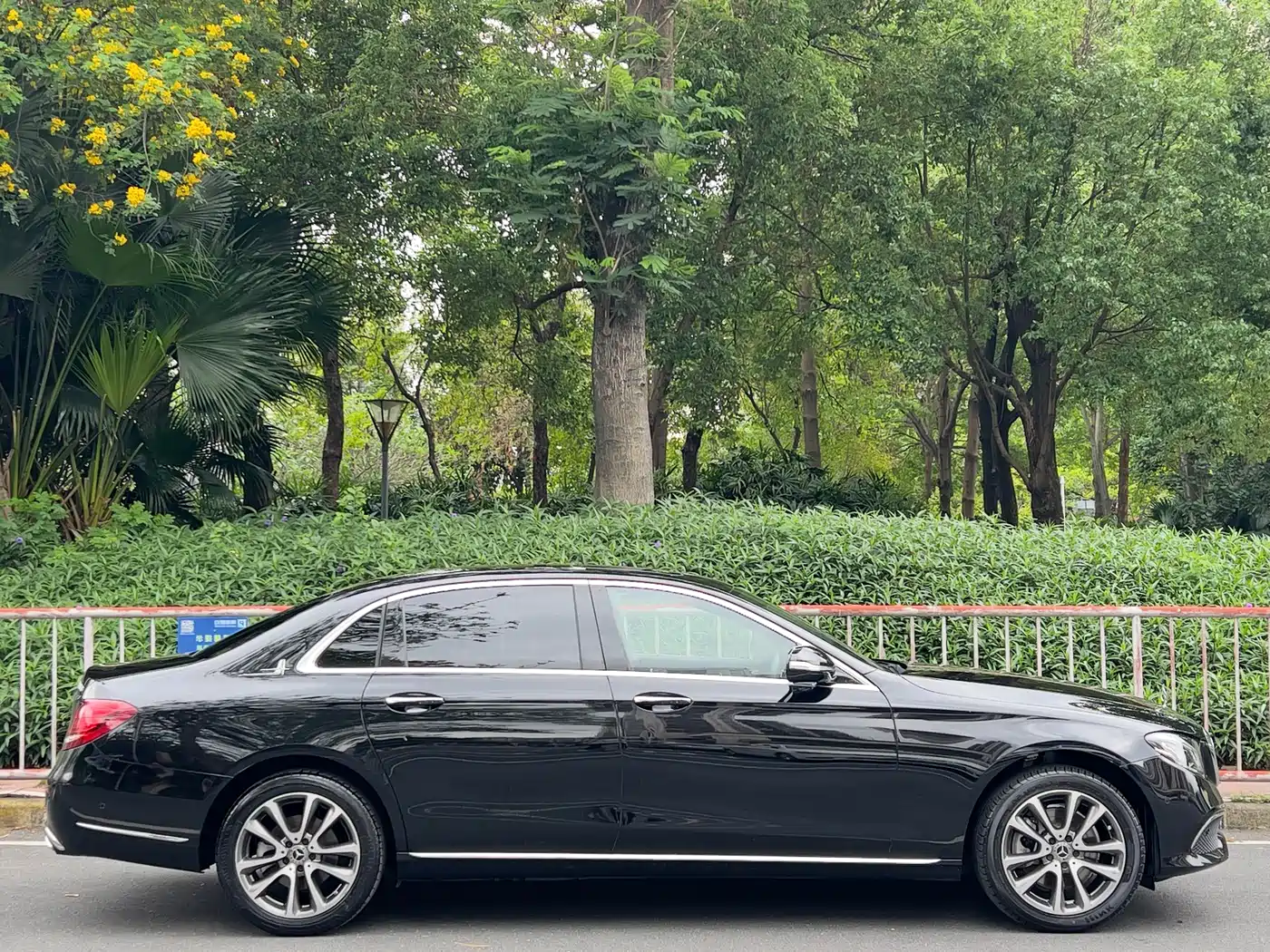 Mercedes-Benz E-Class 2019 E 260 L 4MATIC фото 6