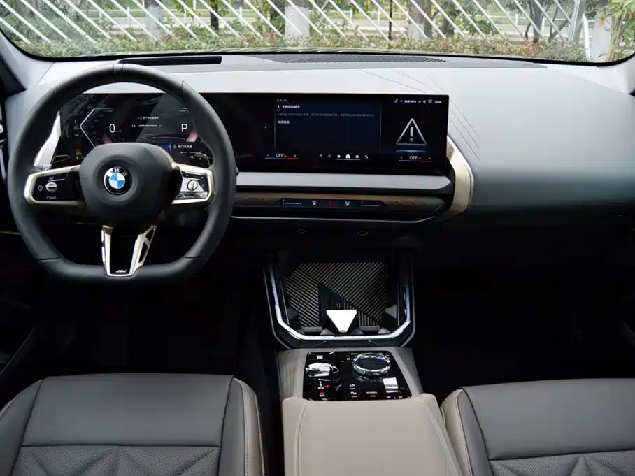 BMW X3 2025 xDrive30L Premium Model M Sport Black Package фото 13