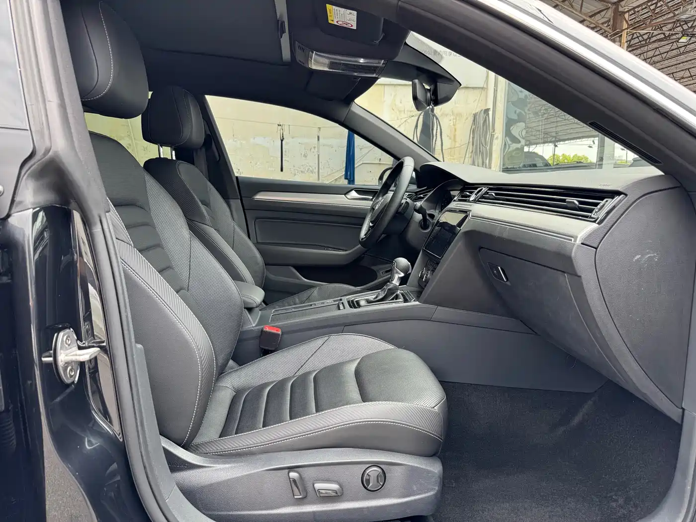 Volkswagen FAW-Volkswagen CC 2019 330TSI Charming Appearance (China V) фото 19