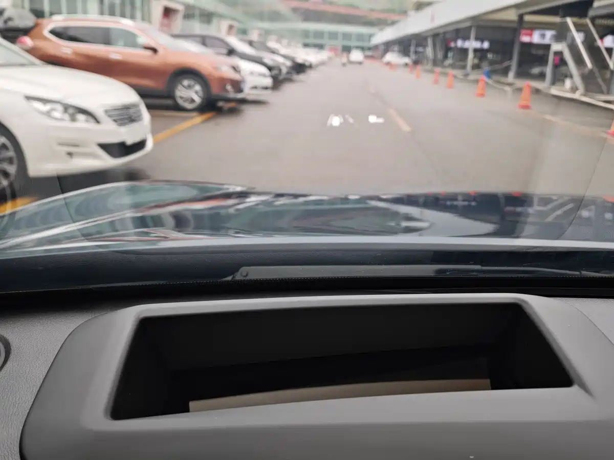 Geely Galaxy Galaxy A7 2025 EM-i фото 19