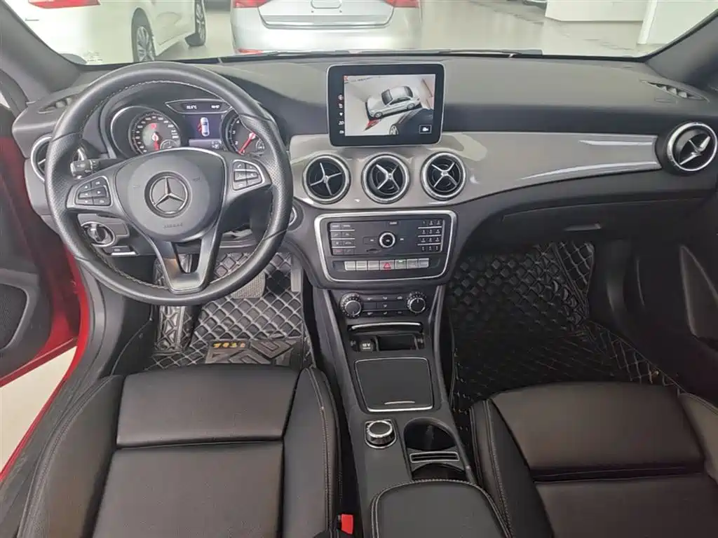Mercedes-Benz CLA (Import) 2018 CLA 200 Fashion Edition фото 10