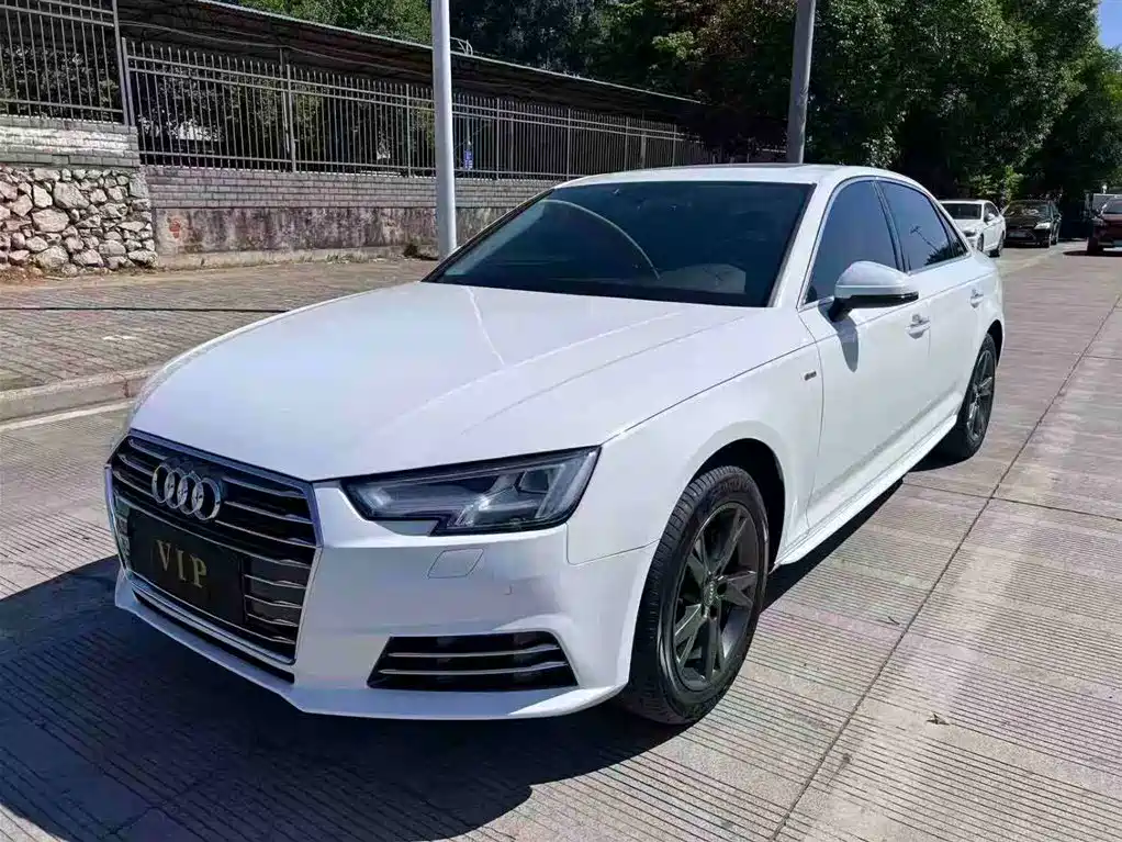 Audi A4L 2018 30th Anniversary 40 TFSI Progressive