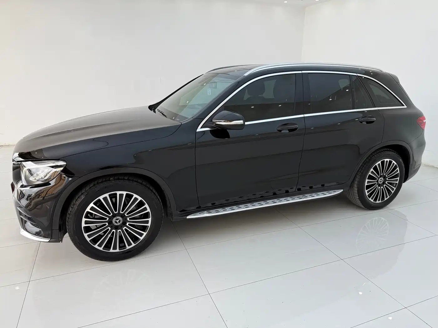 Mercedes-Benz GLC 2018 GLC 260 4MATIC Dynamic фото 4