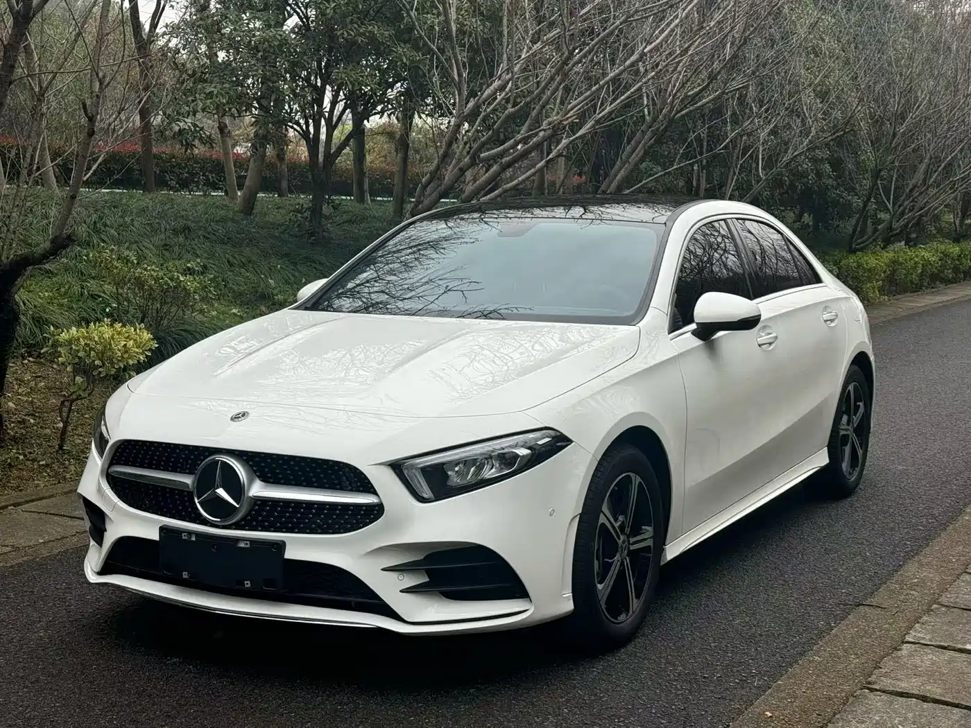 Mercedes-Benz A-Class 2022 Facelift II A 200 L Sport Sedan Fashion