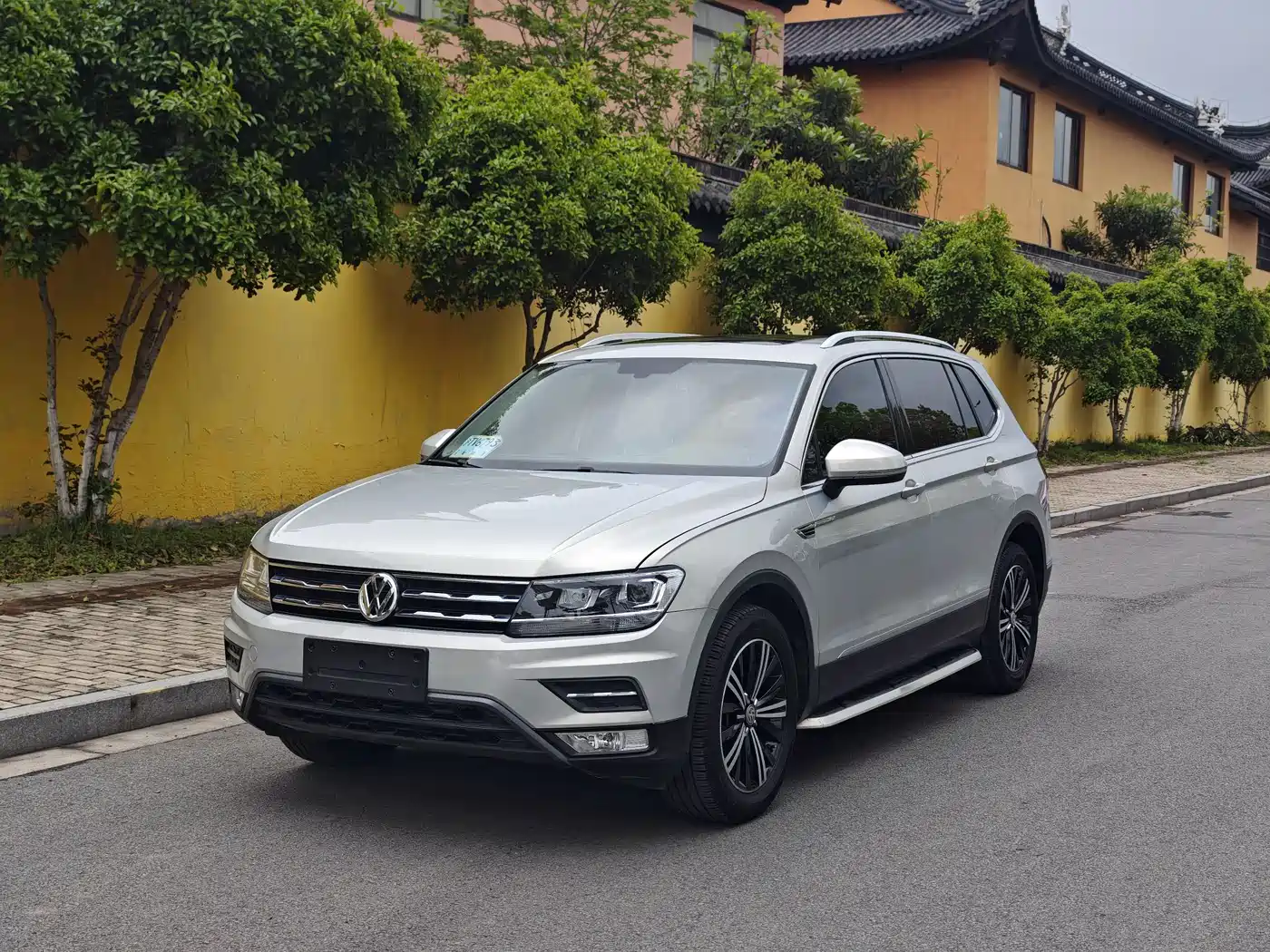 Volkswagen Tiguan L 2019 330TSI Automatic 2WD Panorama Comfort Edition China VI