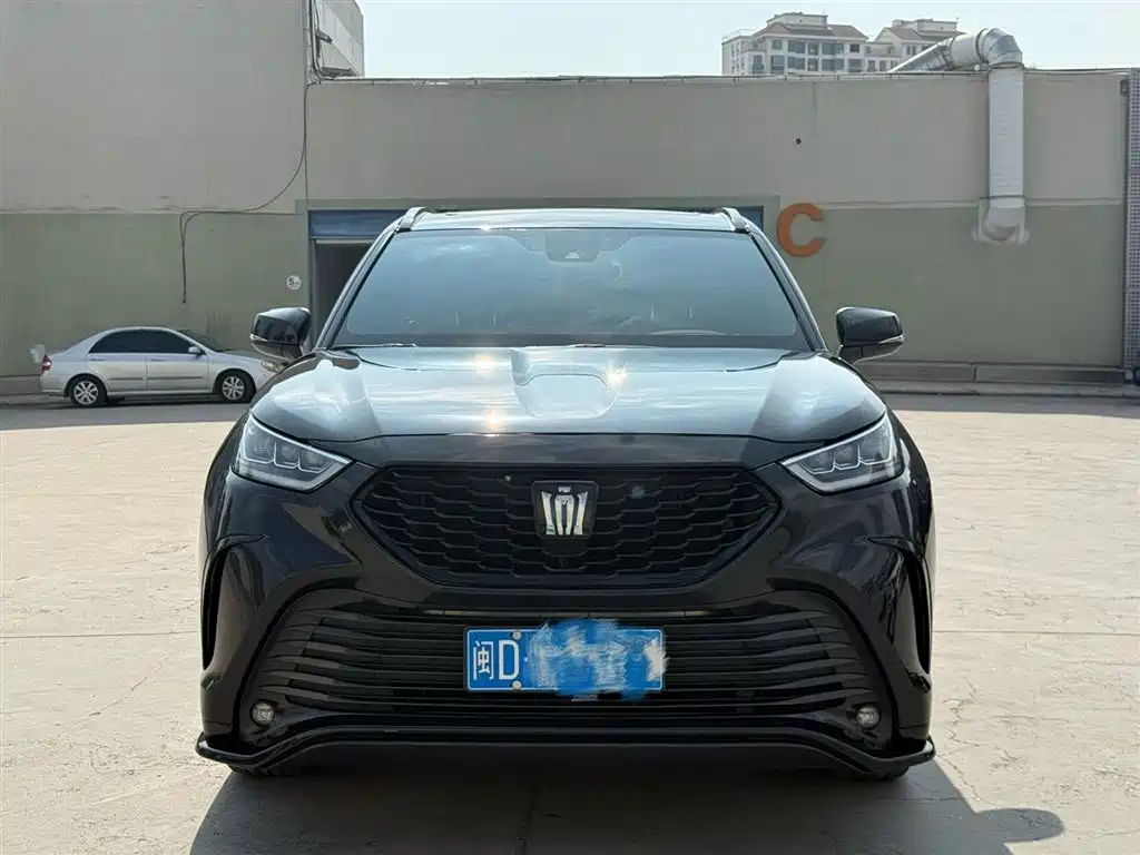 Toyota Crown Kluger 2021 2.5L HEV 4WD Luxury фото 2