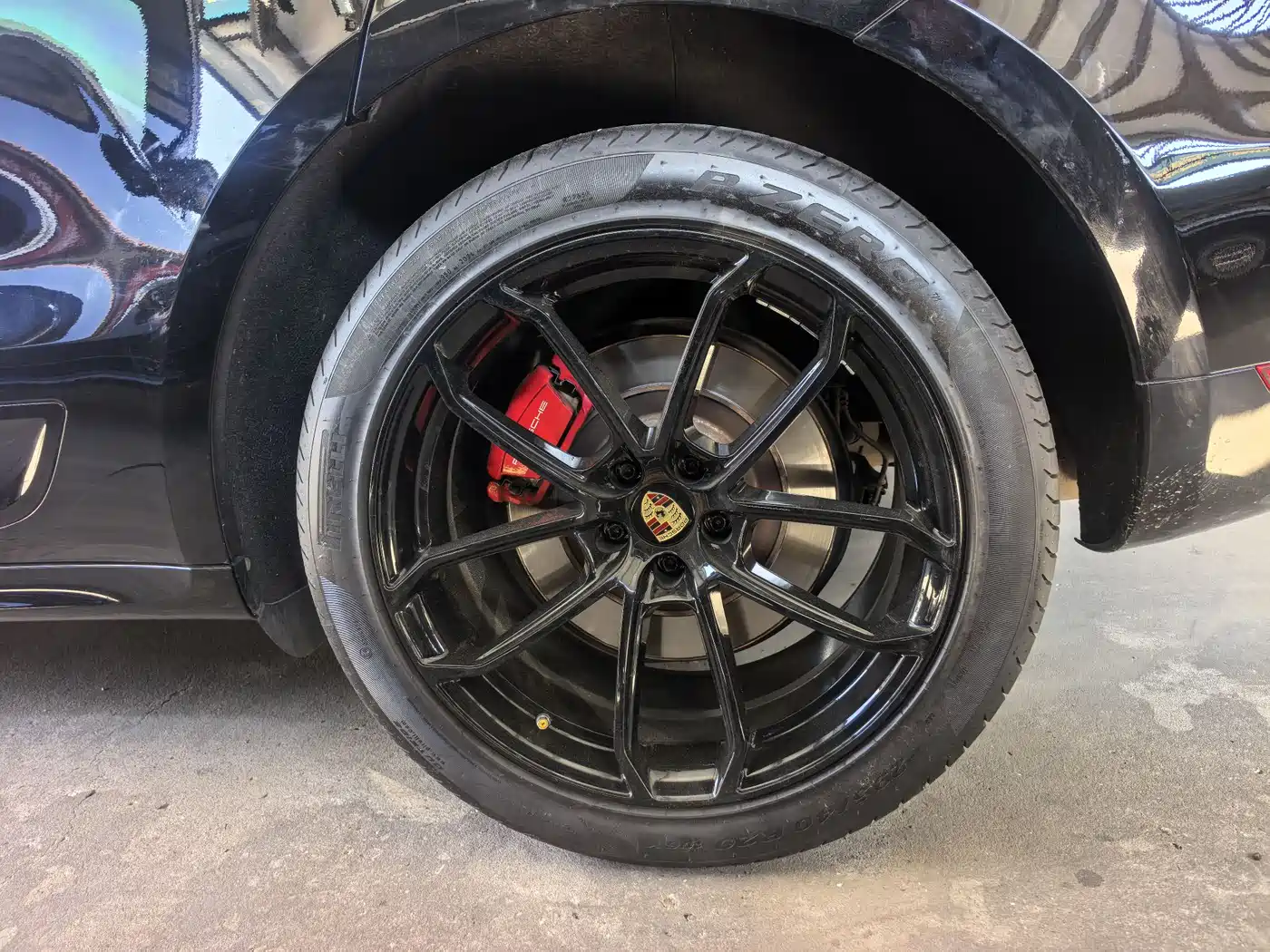 Porsche Macan 2016 Macan Turbo 3.6T фото 4