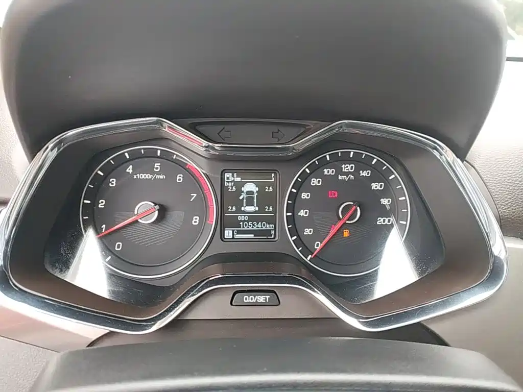 Baojun 310W 2019 2017 1.5L Manual Luxury China V