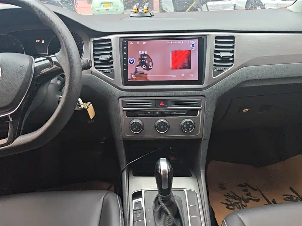 Volkswagen Golf Sportsvan 2018 1.6L Automatic Comfort фото 13