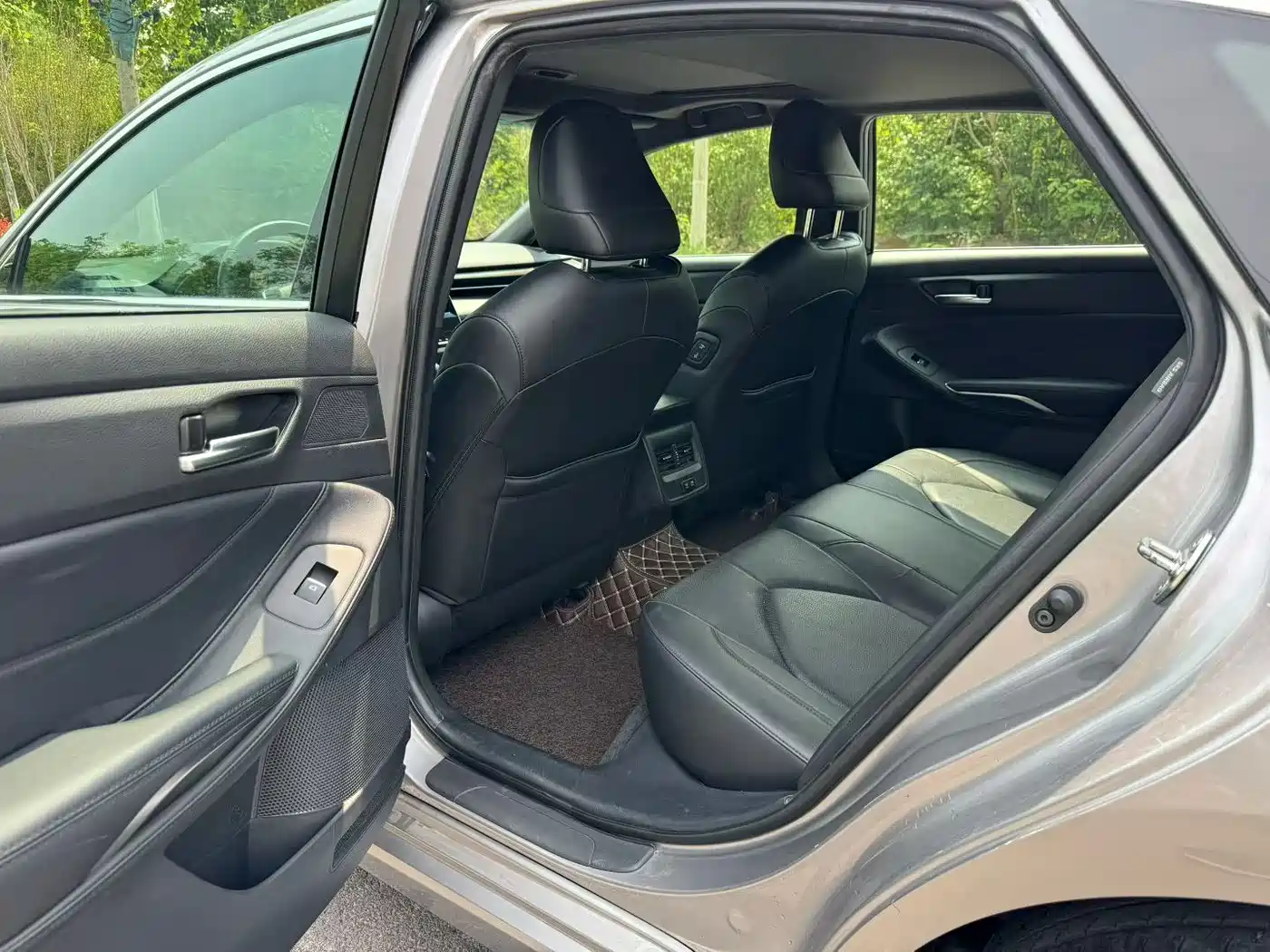 Toyota Avalon 2019 2.0L Luxury Edition (China VI) фото 9