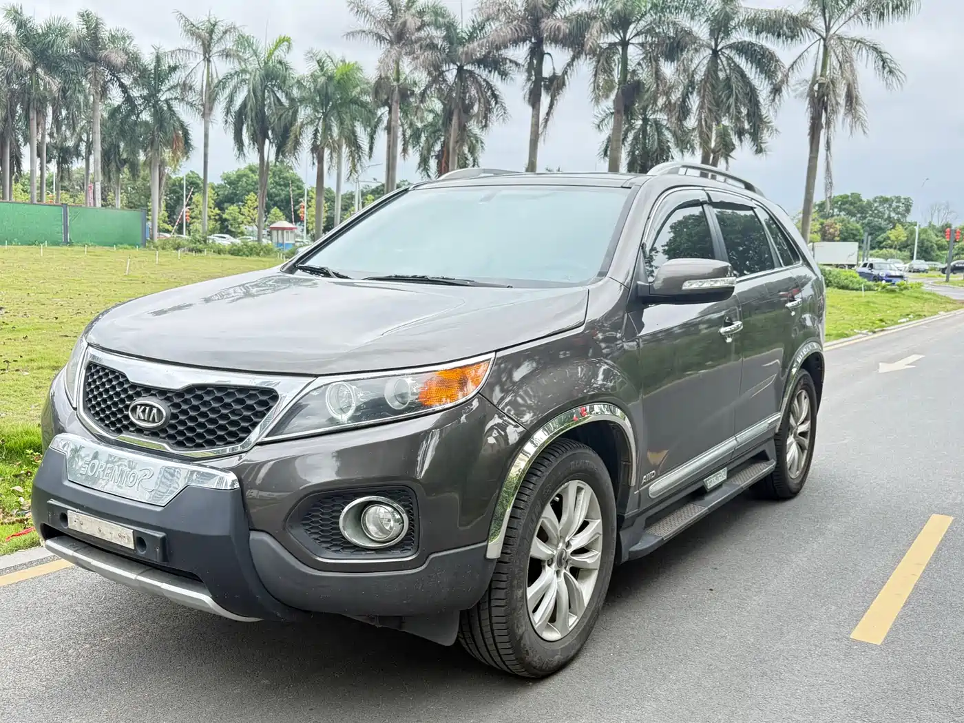 Kia Sorento 2012 2.4L Gasoline Supreme Edition
