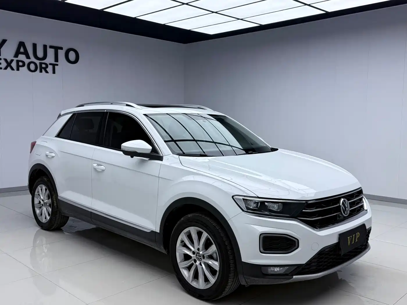 VOLKSWAGEN T ROC EXPLORING SONGS