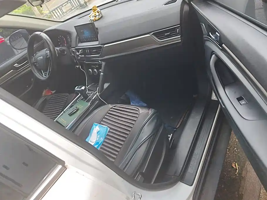 Photo 8 - Haval H6