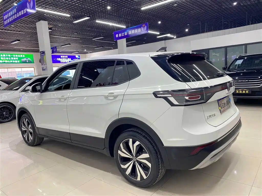 Volkswagen Tharu 2025 Model Rising Star 1.5L Advance Edition фото 4
