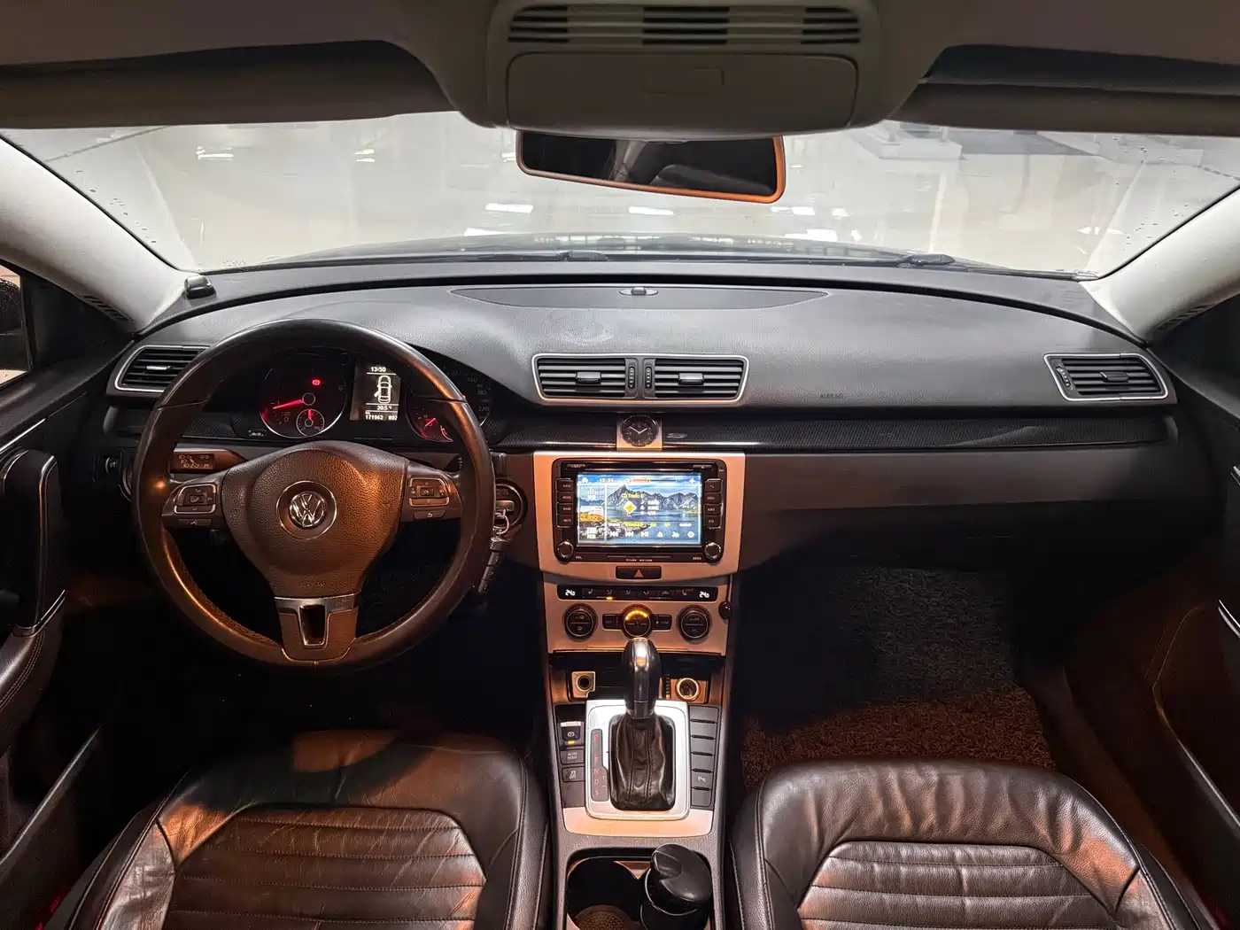 Volkswagen Magotan 2013 1.8TSI Luxury фото 9