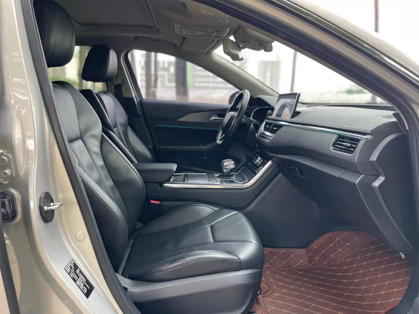 Hongqi H5 2020 1.8T Automatic Smart Connection Qi Rhythm Edition фото 7