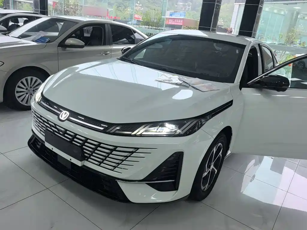 Changan Eado 2026 2025 Model Year Facelift 1.5T 500Bar Basic Edition