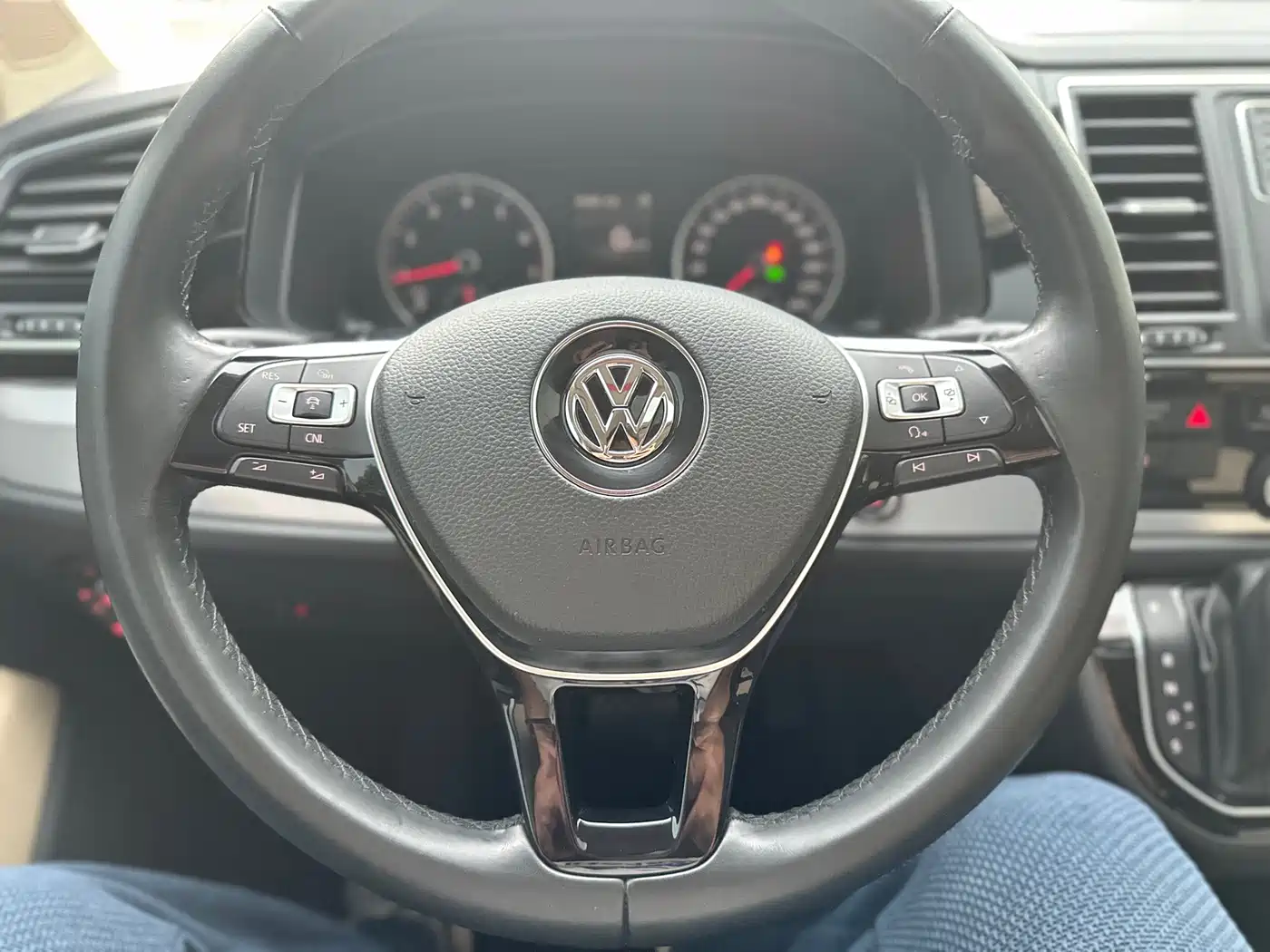 Volkswagen Multivan 2017 2016 2.0TSI 4WD Prestige 7-Seater