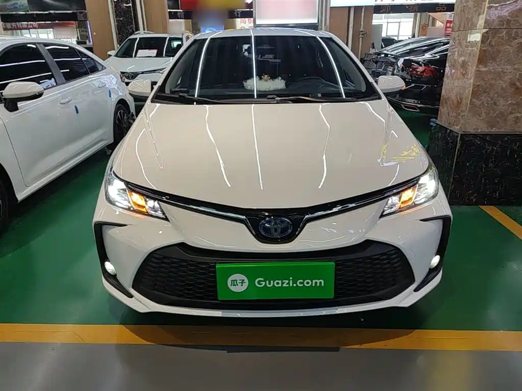 Toyota Corolla 2023 1.8L Smart Hybrid Dual Engine Pioneer Edition фото 3