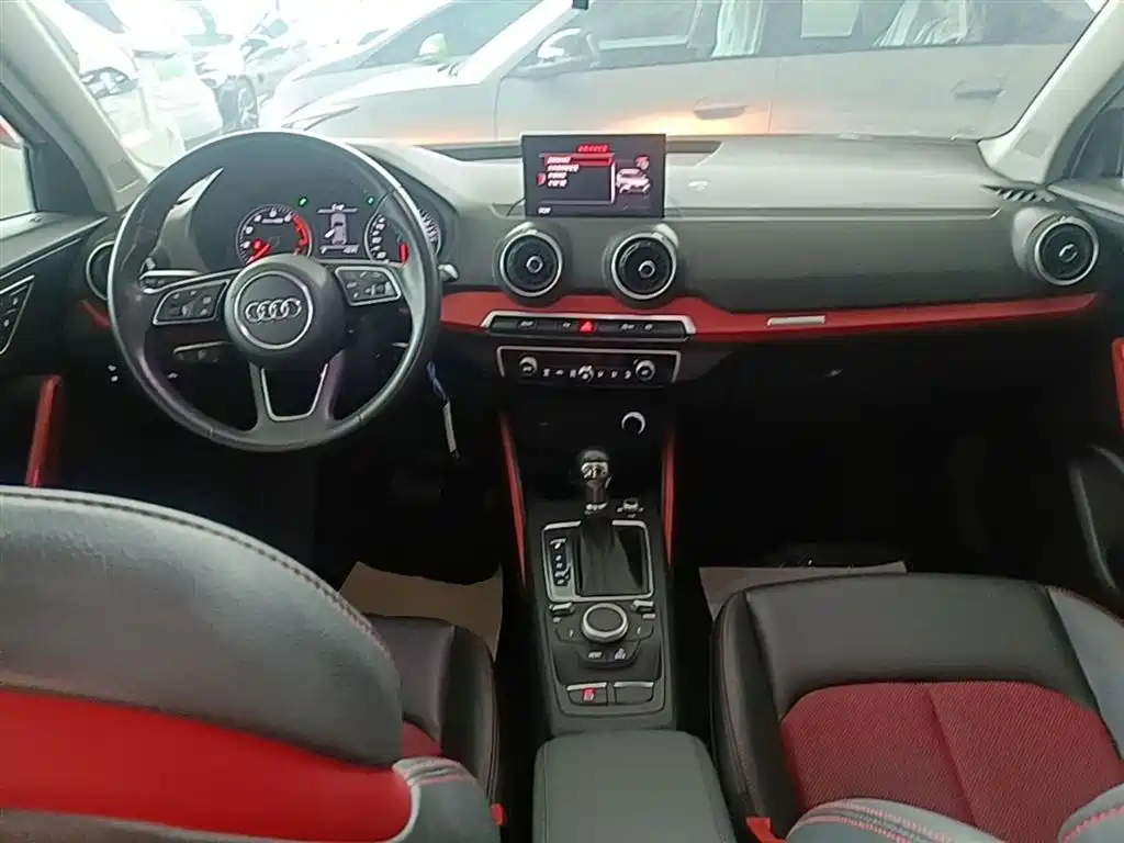 Audi Q2L 2018 35 TFSI Fashion Dynamic China VI фото 10