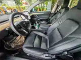 Photo 7 - Tesla Model 3