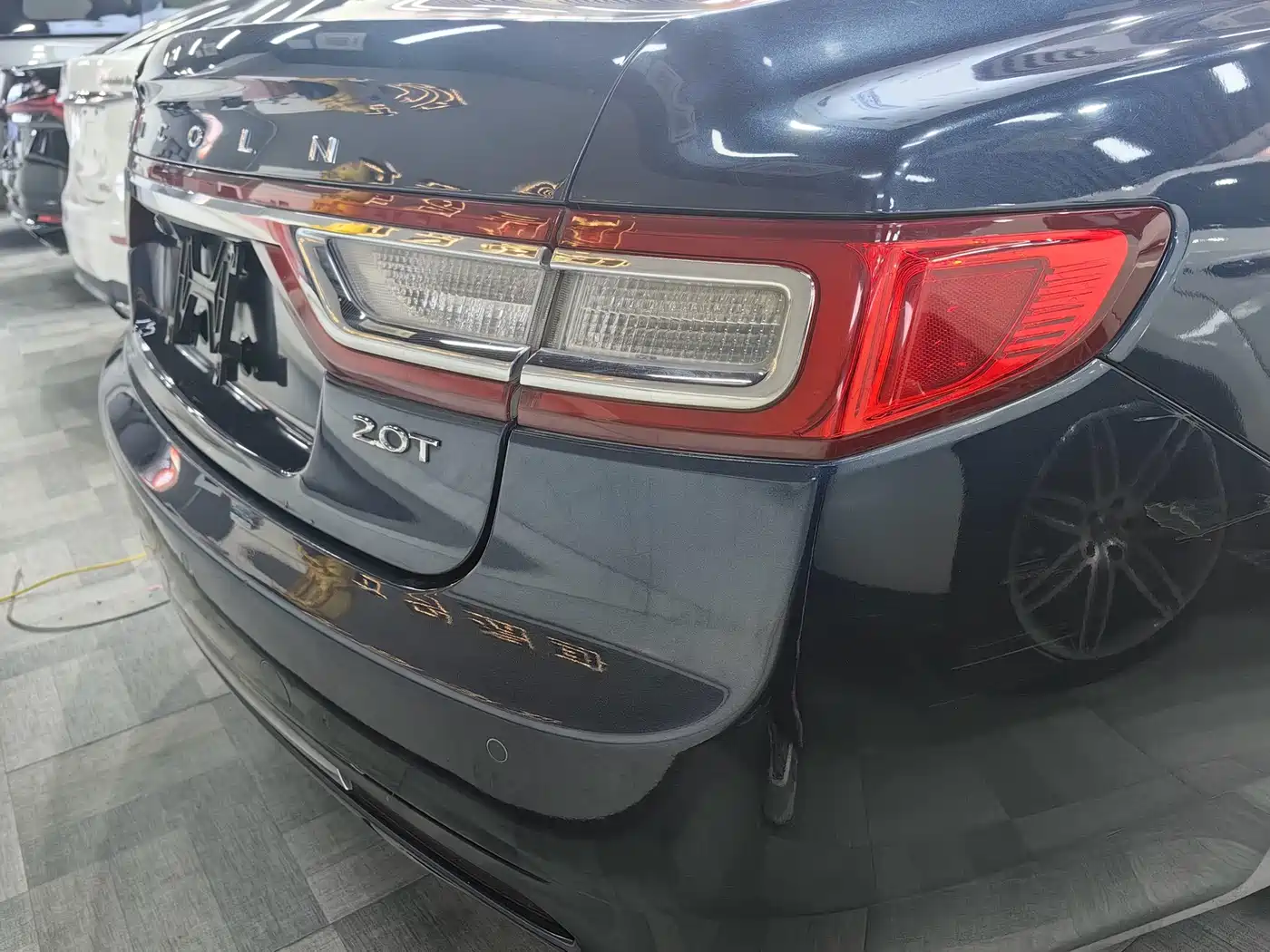 Lincoln Continental 2018 2017 2.0T 2WD Premium Edition